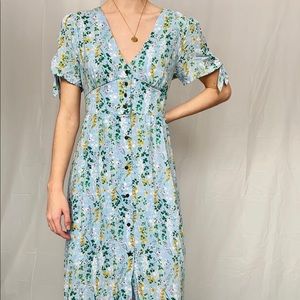 Floral V-neck Peasant Style Dress with Slits